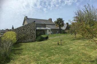 Spacious House With Garden