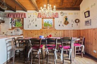 Baita Nido Tra I Monti