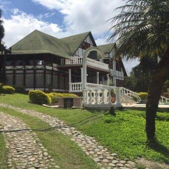 Bosque Azul Finca- Lago Calima