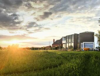 Villa Huis Van Hout: Duurzaam Design + Panorama Tuin + Hot Tub