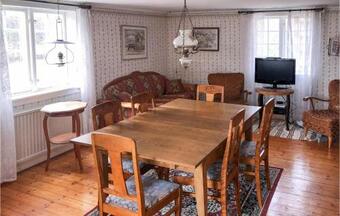 Nice Home In Dalskog With 2 Bedrooms