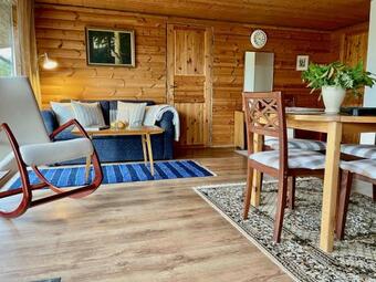 Albergue Laimjala Guesthouse With A Cozy Lounge And A Spacious Terrace