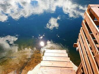 Hytte P� Evje Med Utmerket Beliggenhet Ved Elven.