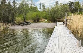 Nice Apartment In Eker� With 1 Bedrooms