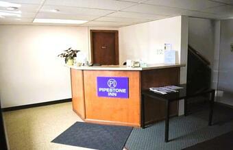 Oyo Hotel Pipestone Mn, Canterbury Park