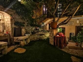 Hotel Albergo Diffuso La Castellana ? Camera Della Dama?