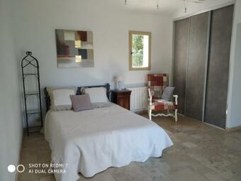 Adorable Guest House Avec Grande Cuisine D'�t�