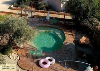 Lodge Muchnik Farm- Desert Bar