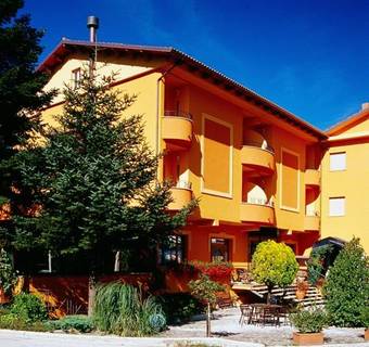 Hotel Ristorante Montenerone