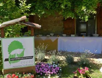Agroturismo Farm Stay Agriturismo La Borgaccia