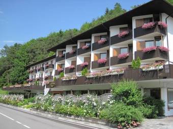 Hotel Comano Cattoni Holiday