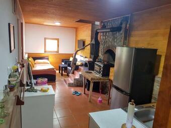 Potok Kuca Sa Bazenom