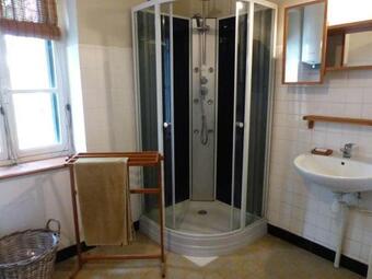 G�te Arfeuilles, 3 Pi�ces, 4 Personnes - Fr-1-489-380