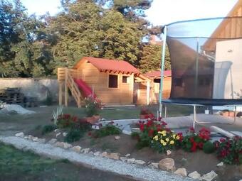 Hostal R�zsa-domb Vend�gh�z