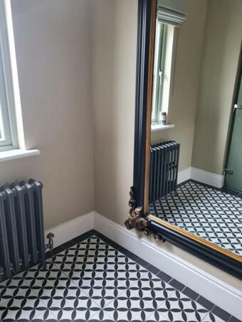 The Little White House