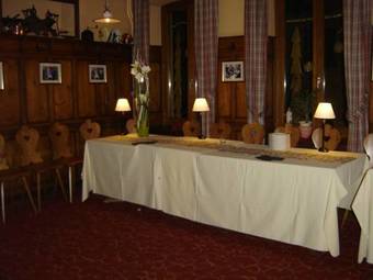 Hotel Logis H�tel Restaurant La Charrue