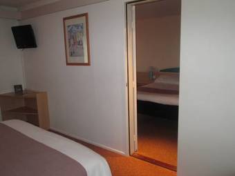 Hotel Ibis Paris Le Bourget