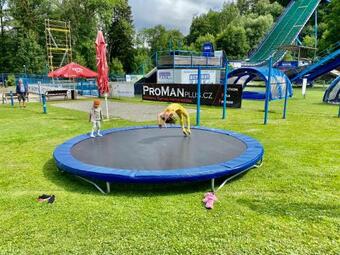 Hostal Penzion Acrobat Park