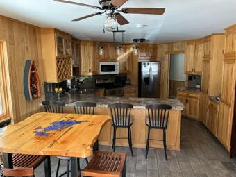 Oak Ridge Lake House