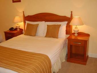 Tudor House Bed & Breakfast