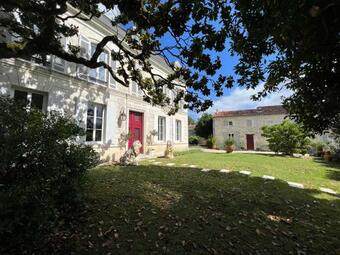 Bed & Breakfast Chambres D'h�tes Dans Maison De Ma�tre