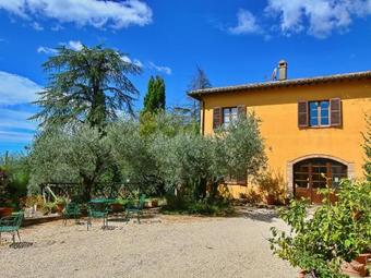 Apartamentos Holiday Home Bachi Da Seta Todi