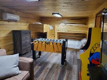 Luxury Cabin W/ Game Room & Hot Tub At Cave Run Lake