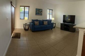 Tranquility #2 Very Quiet House In A Cul De Sac