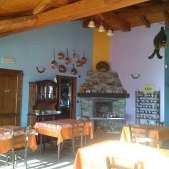 Agroturismo Agriturismo Il Runch Di Majrano Luca