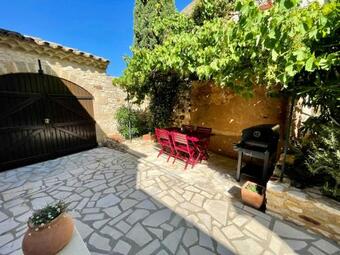 Villa Groomi - La Pouzilhacoise : Grande Demeure Avec Patio !