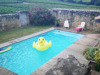 G�te Puisseguin, 3 Pi�ces, 4 Personnes - Fr-1-440-412