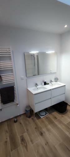 Maison Chaleureuse En Campagne