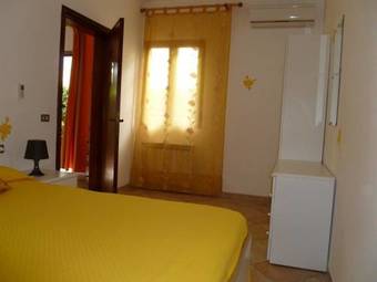 Apartamento Lacona Mare