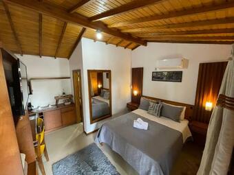 Hostal Suites Hencke Haus