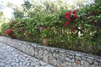 Aphrodite Apartments