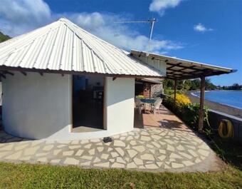 Tahiti - Taharaa Beach Bungalow
