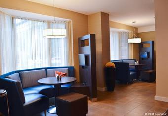 Hotel Courtyard By Marriott