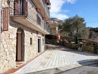 Hostal Affittacamere La Divina Commedia