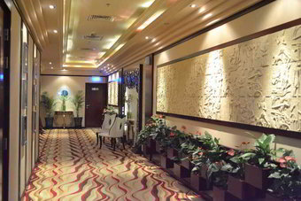 Phoenix Hotel