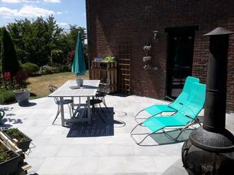 Hostal Studio Au Jardin Fleuri