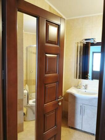 Hostal Vila Platon