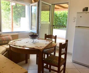 Olympus Beach Aigani Family House