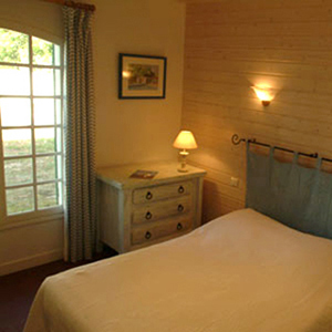 Hotel H�tel Les Gollandi�res