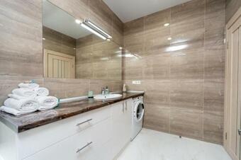 Vip Apartment C ????????? ????, ?? ????? ?????