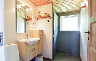 Holiday Home Tingbakken