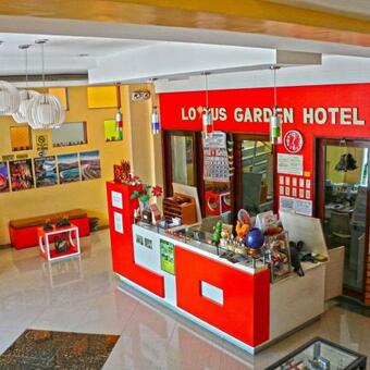 Lo Tus Garden Hotel