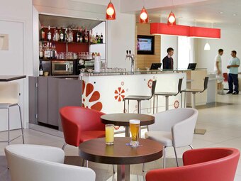 Hotel Ibis Senlis