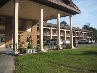 Motel Scottish Inn And Suites Perry