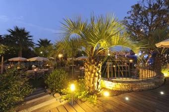 Hotel H�tel Le Catalogne