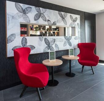 Hotel Sercotel Plana Suites